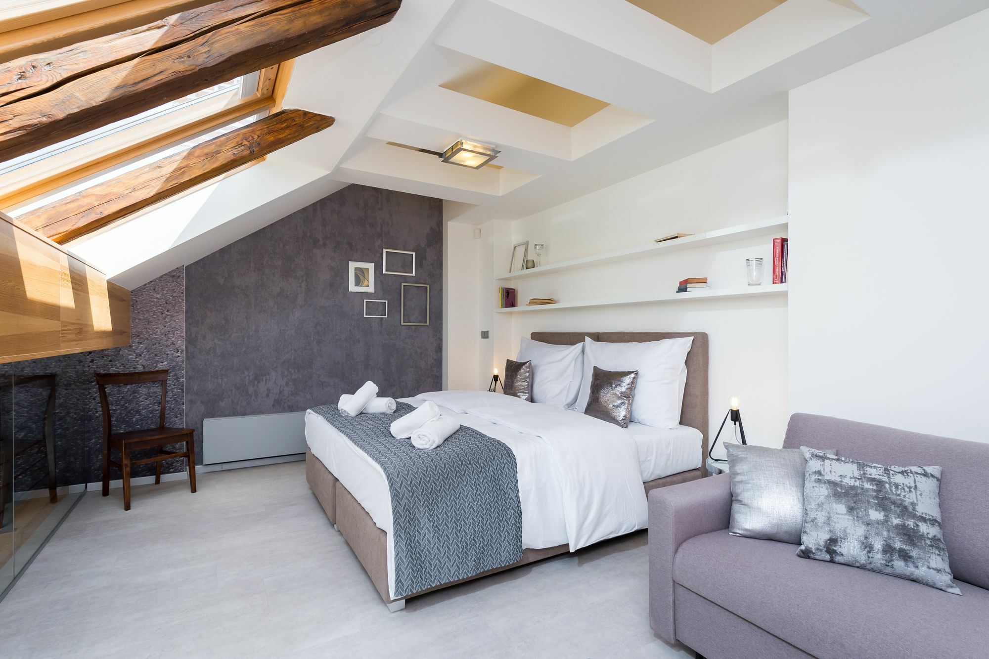 Empirent Rose Praha